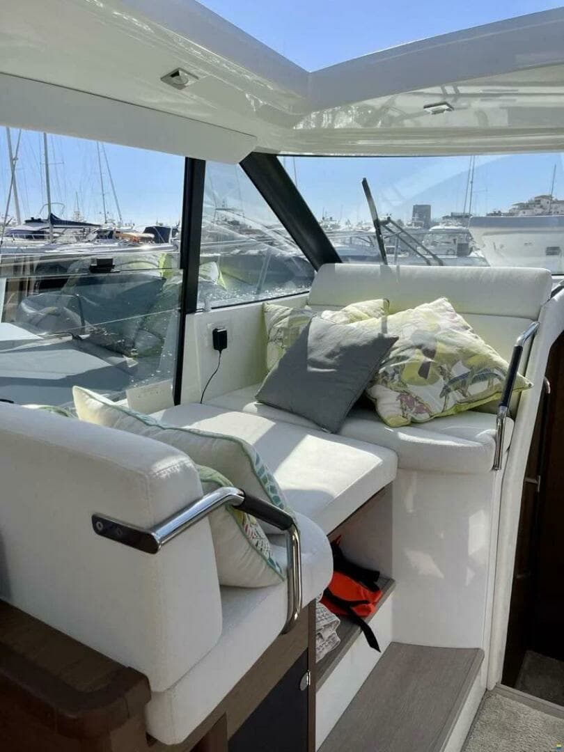 2019 Jeanneau — - Image 6