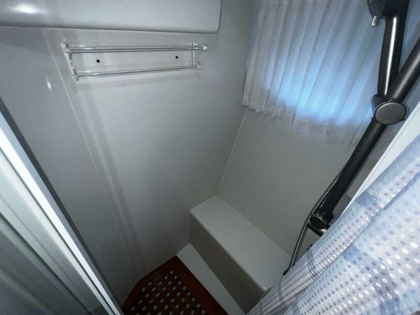2003 Symbol Pilothouse - Image 59