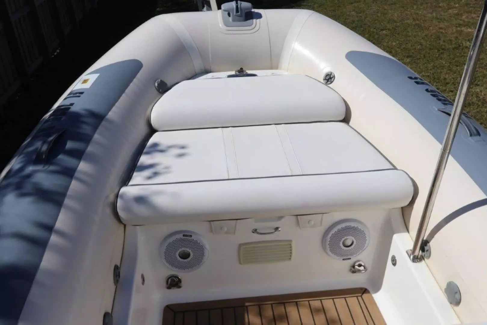 2018 Williams Jet Tenders Sportjet 520 - Image 9