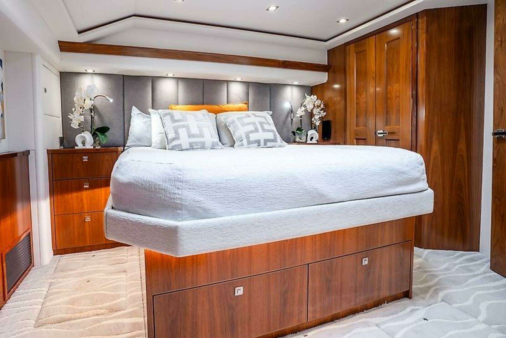 2019 Viking 68 Enclosed Bridge - Image 42