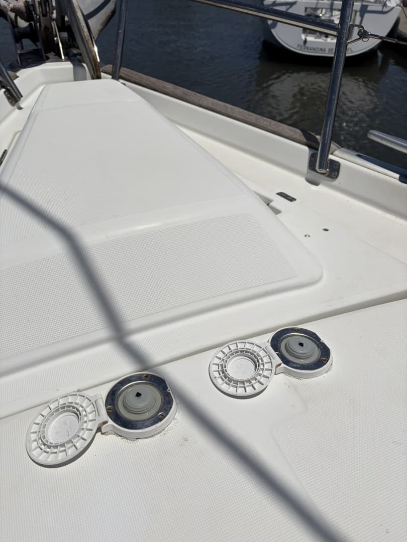 2006 Beneteau 423 - Image 53