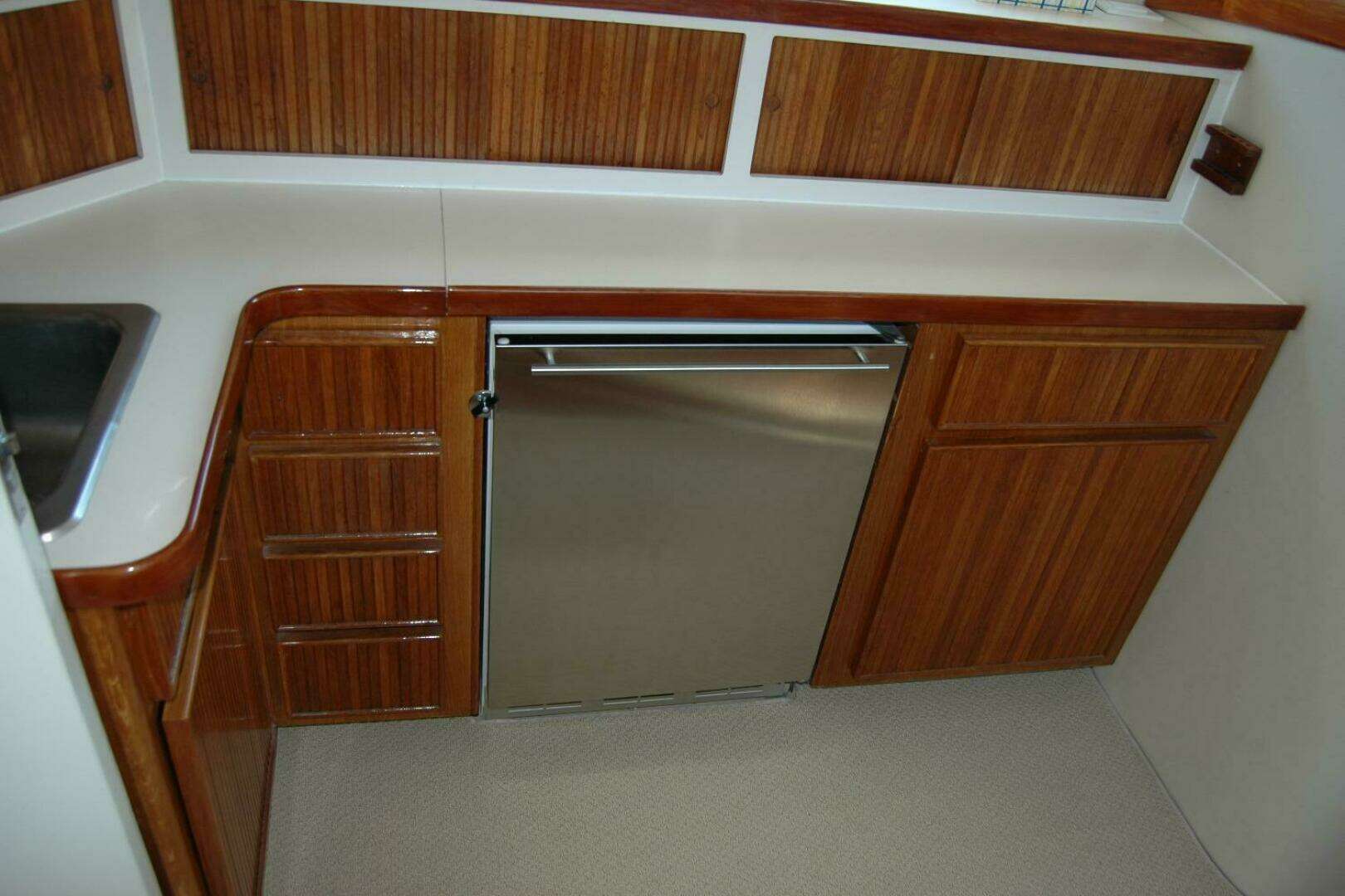 1987 Bertram 33 Sport Fisherman - Image 72