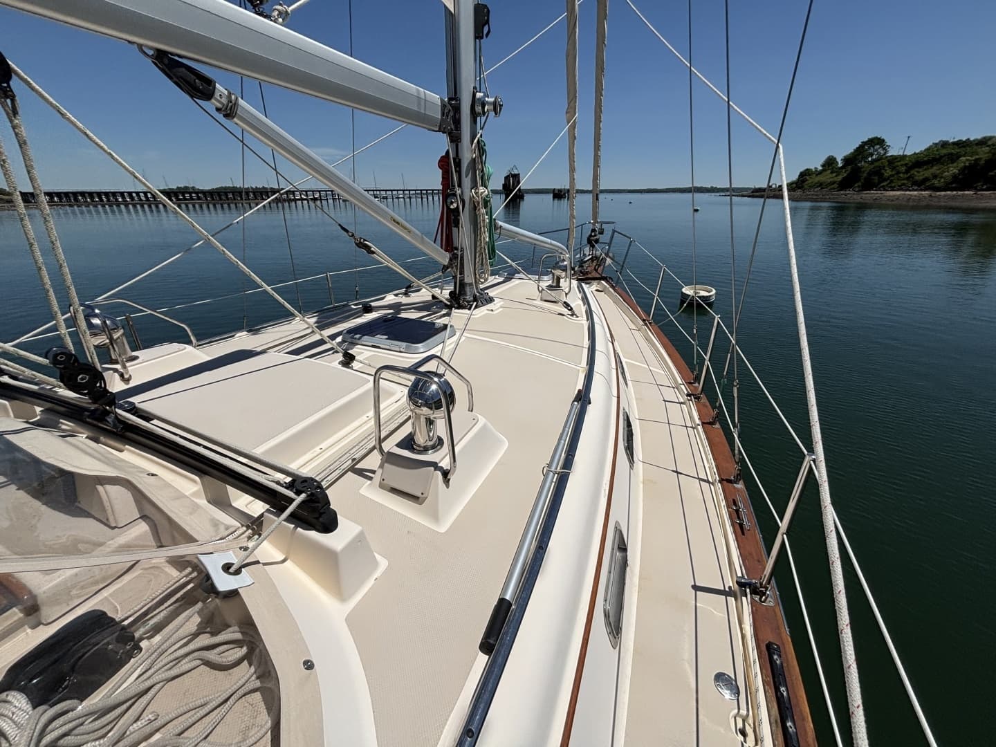 2015 Island Packet — - Image 25