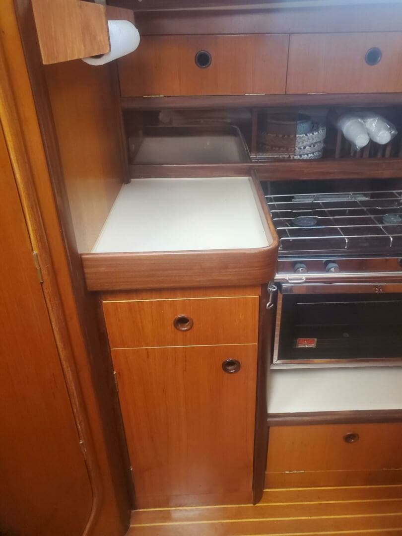 1985 Beneteau First 375 - Image 17