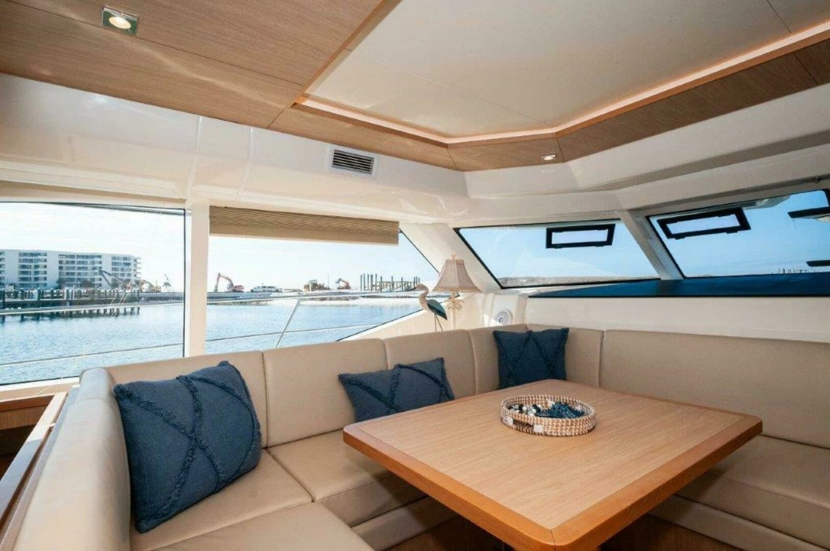 2018 Aquila 44 Yacht - Image 14