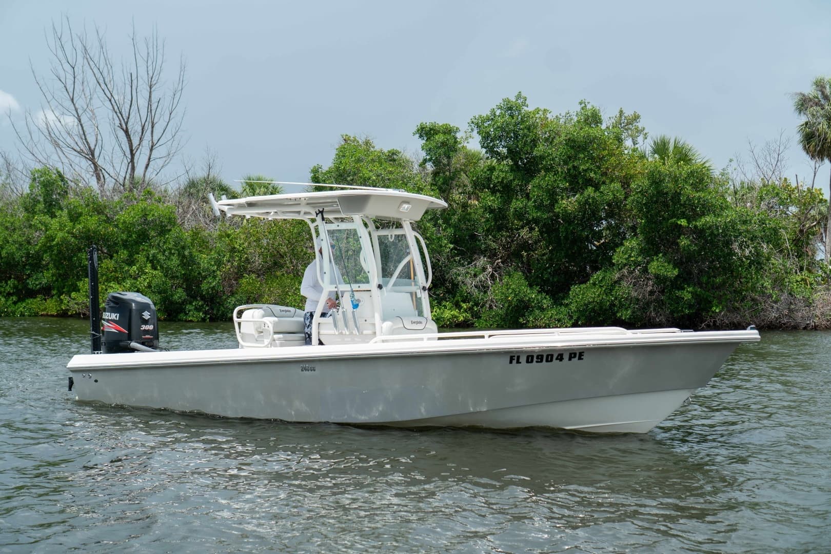 2007 Everglades 243CC - Image 2