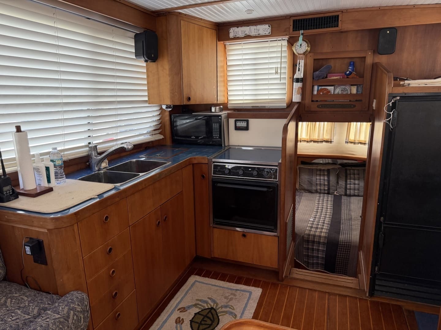 1997 Sabreline 36 Fast Trawler - Image 14