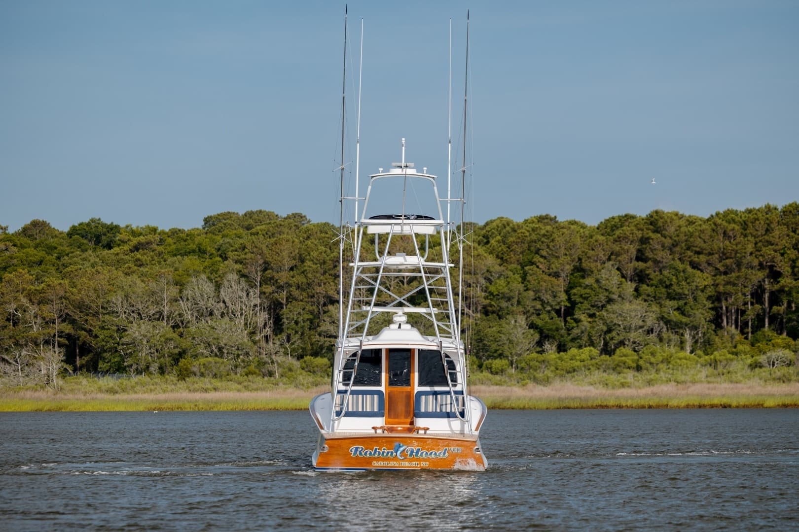 2015 Jarrett Bay Hardtop Express - Image 10