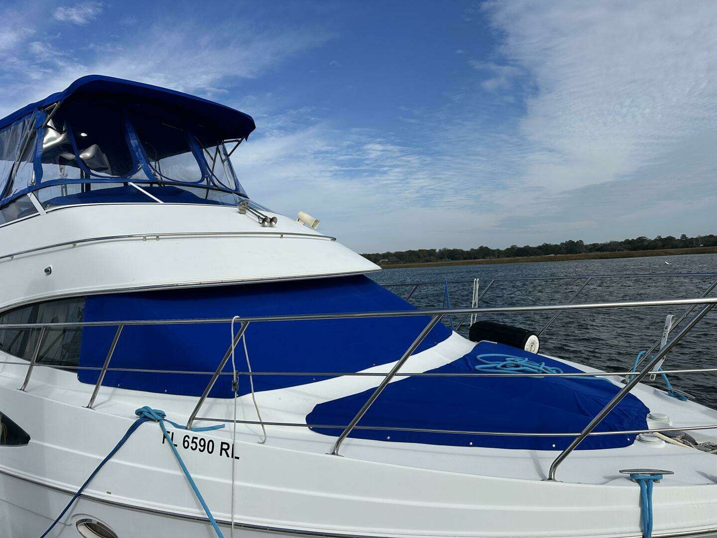 2005 Carver 36 SS - Image 9