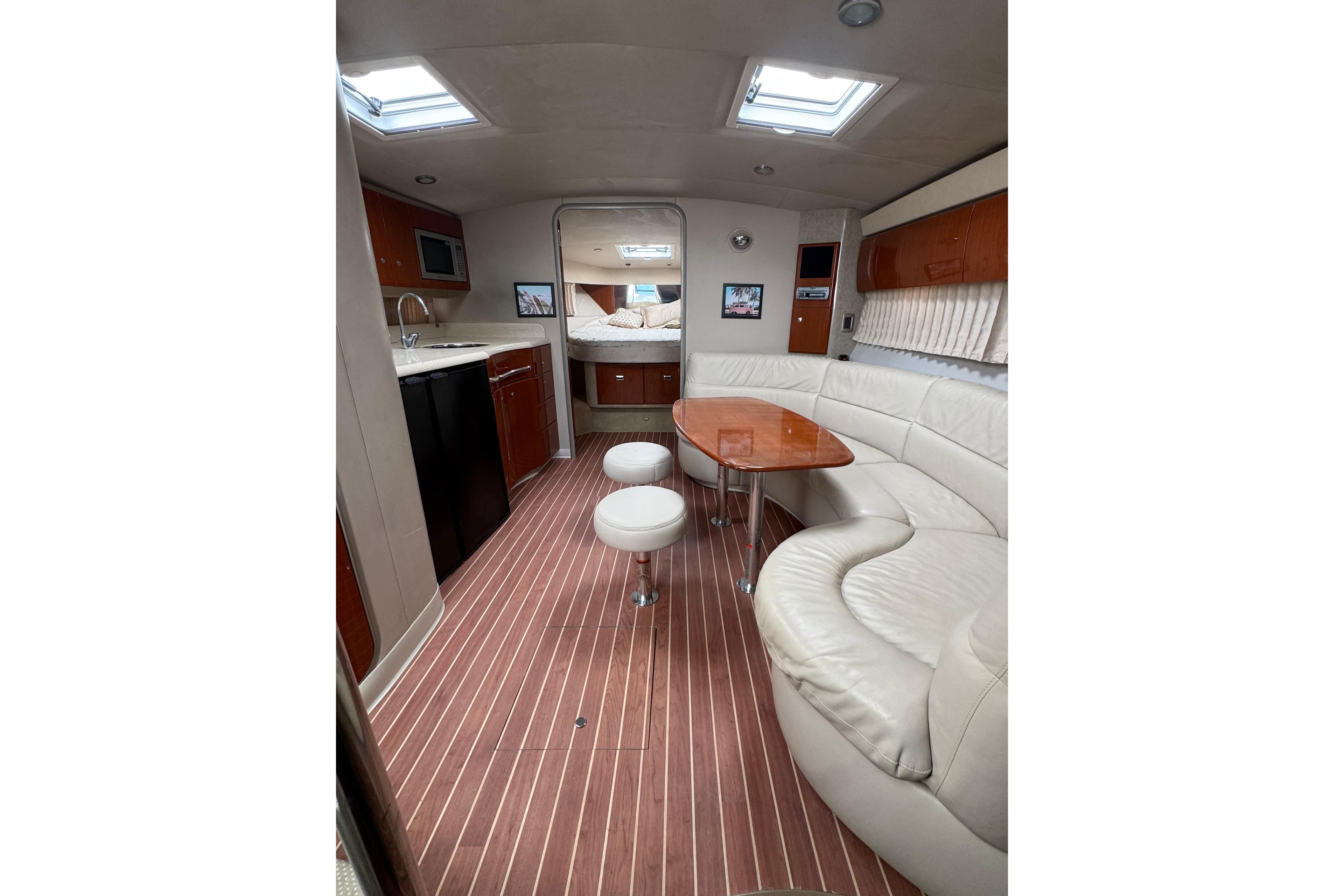 Interior of 2006 Formula 40 Performance Cruiser with elegant seating and modern amenities.