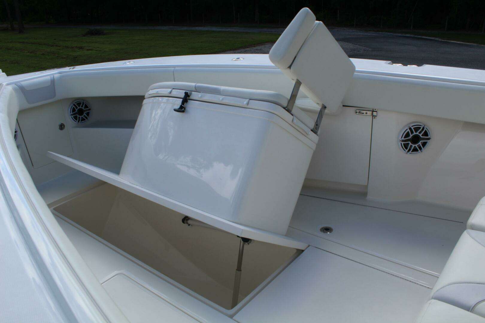 2022 SeaVee — - Image 55