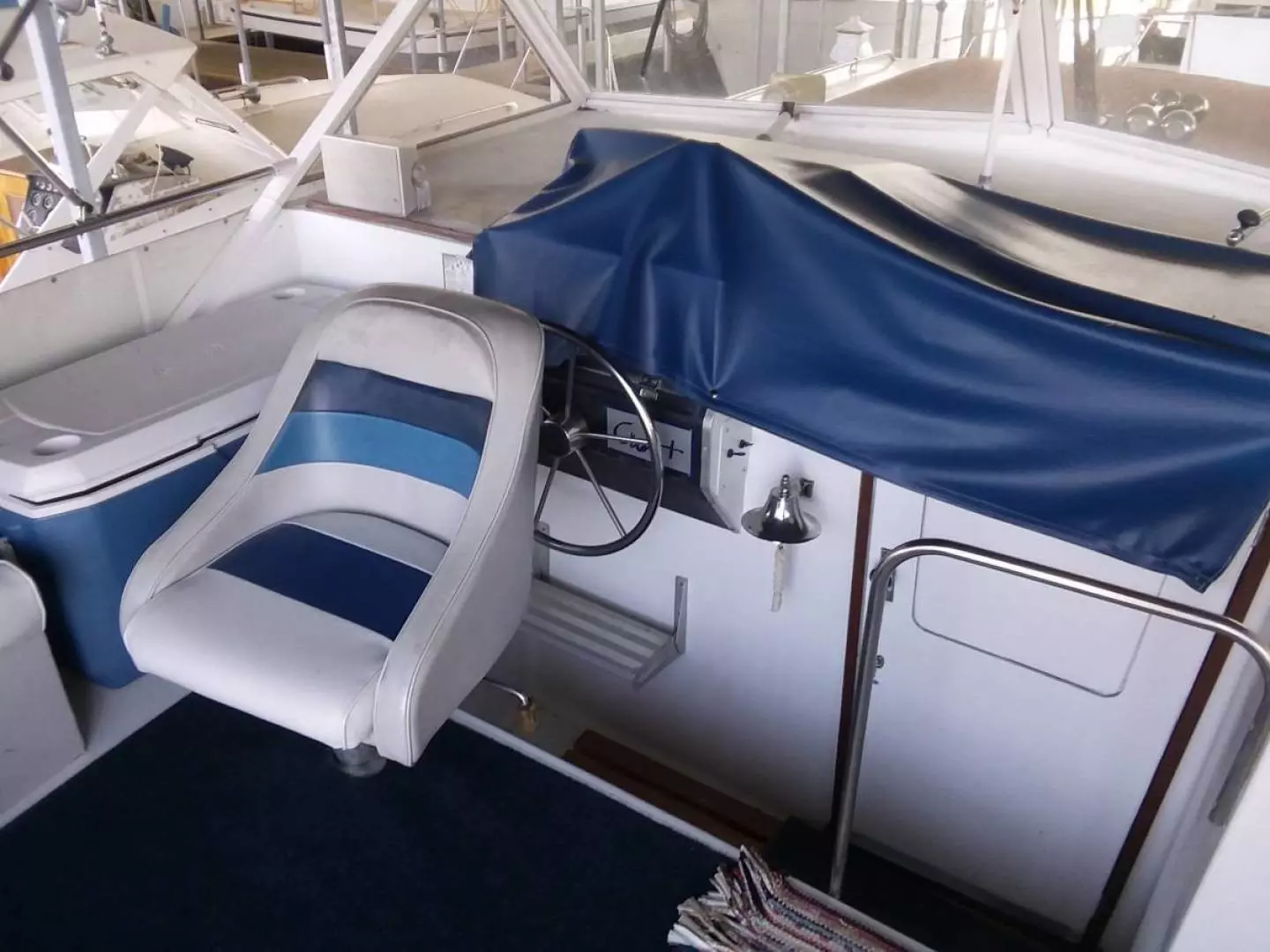 1979 Chris-Craft Catalina - Image 11