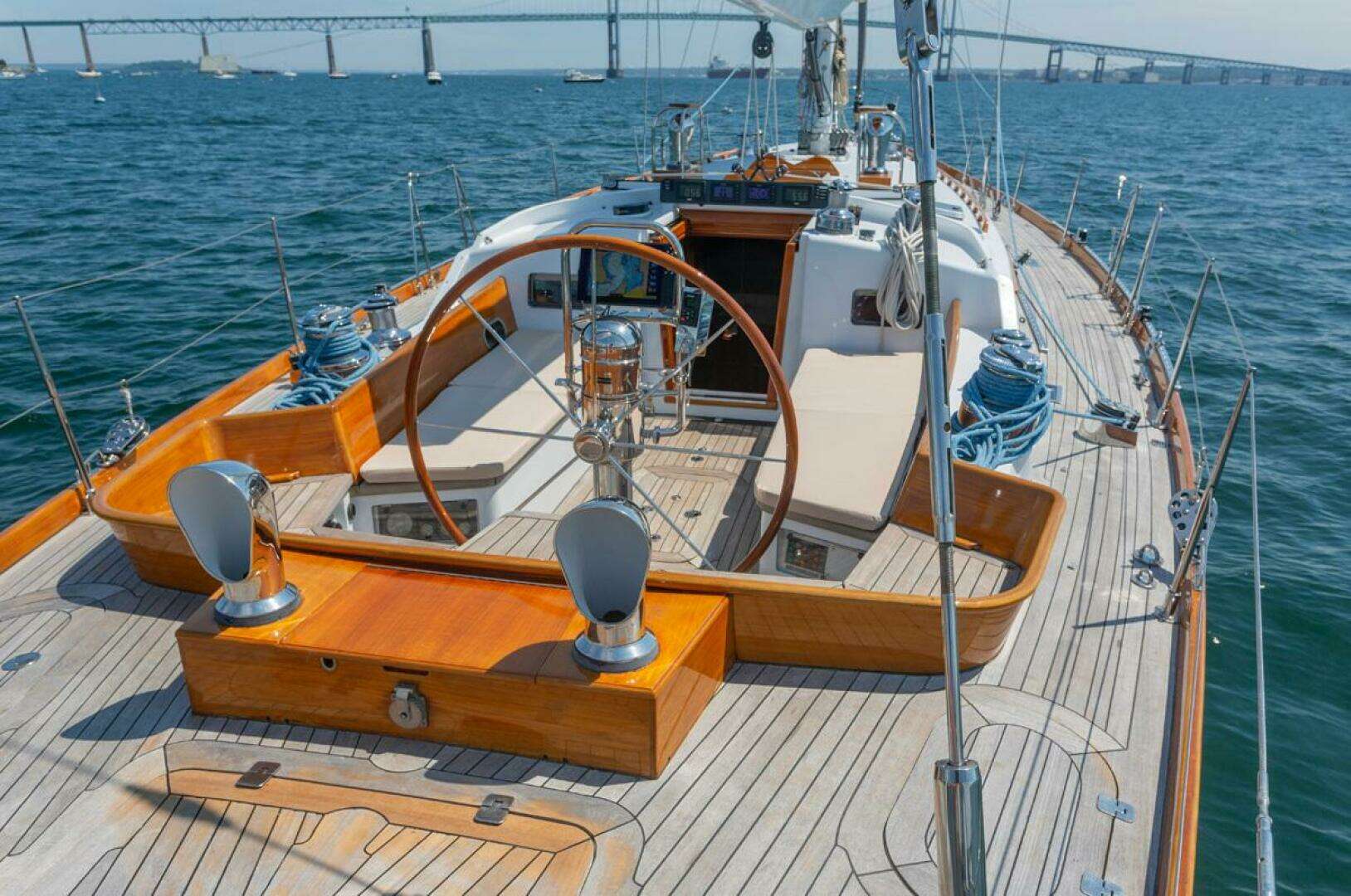 1998 Alden Custom 63 - Image 7