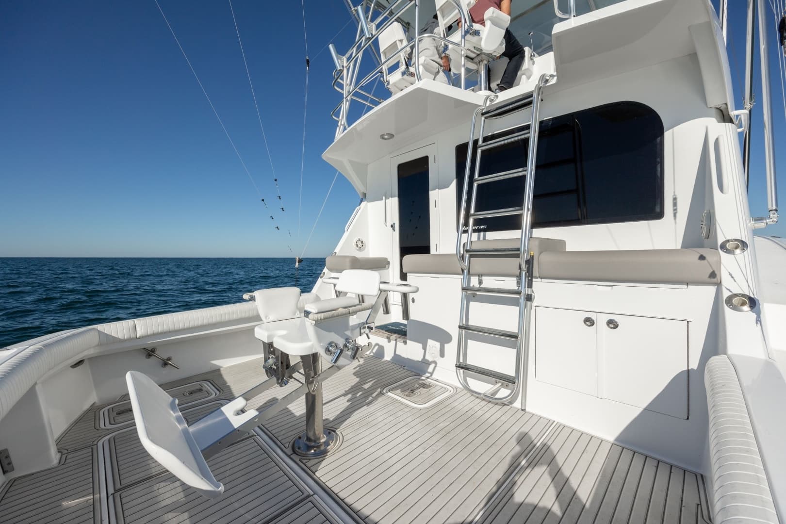 2000 Hatteras 50 Convertible - Image 41