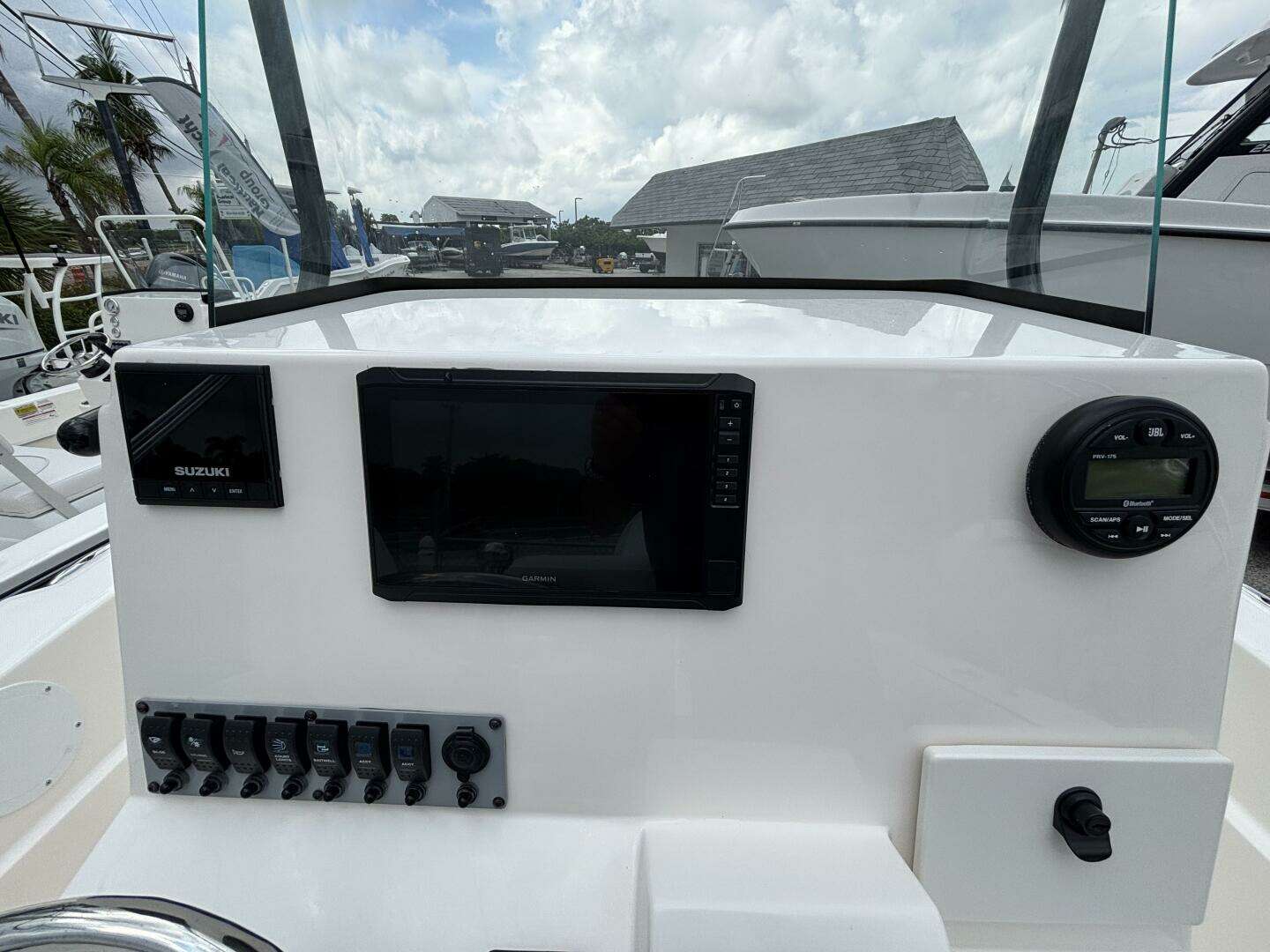2026 Sea Born LX 21 - Image 17