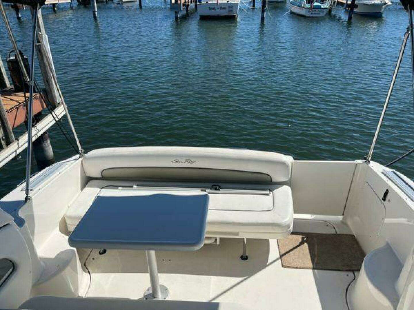 2006 Sea Ray Sundancer - Image 13
