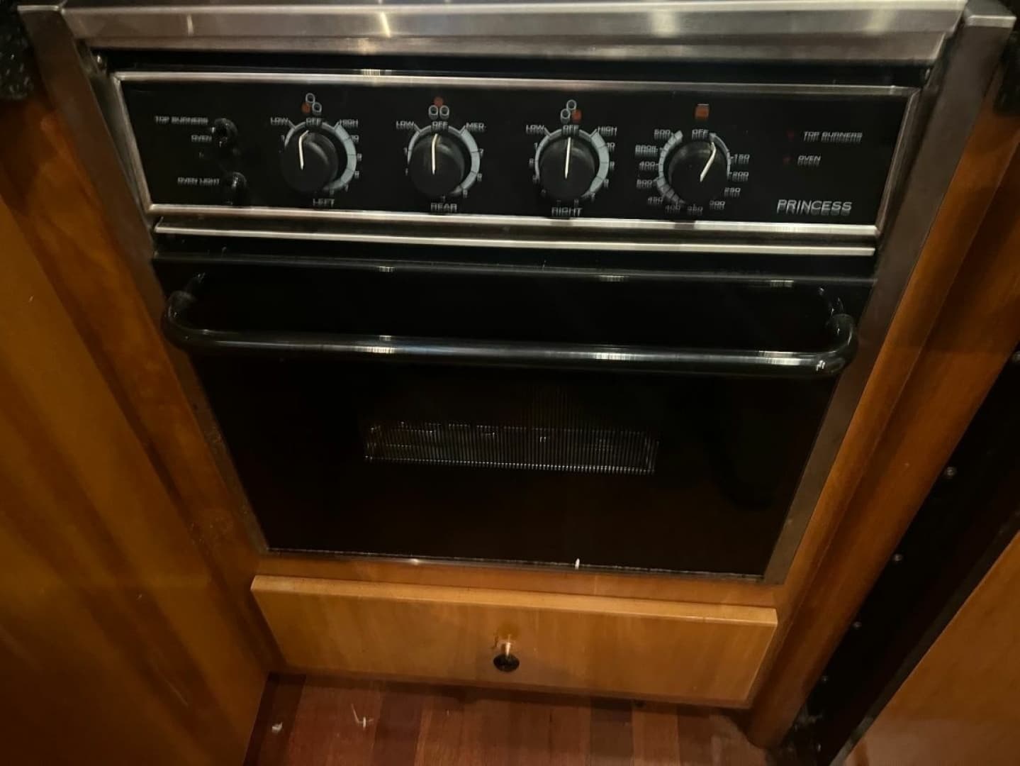 2001 Carver 466 MY - Image 33