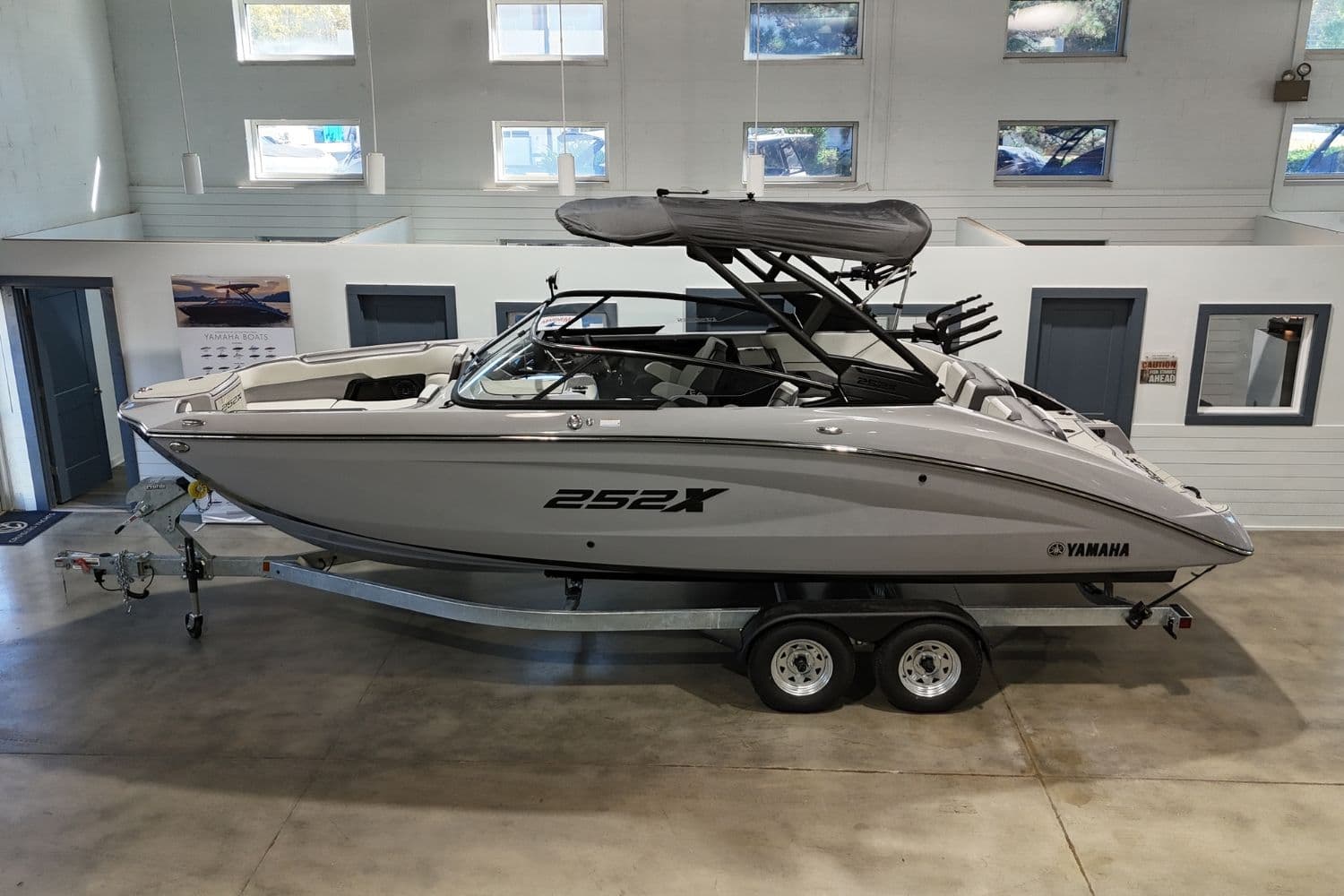 2026 Yamaha Boats 252XE