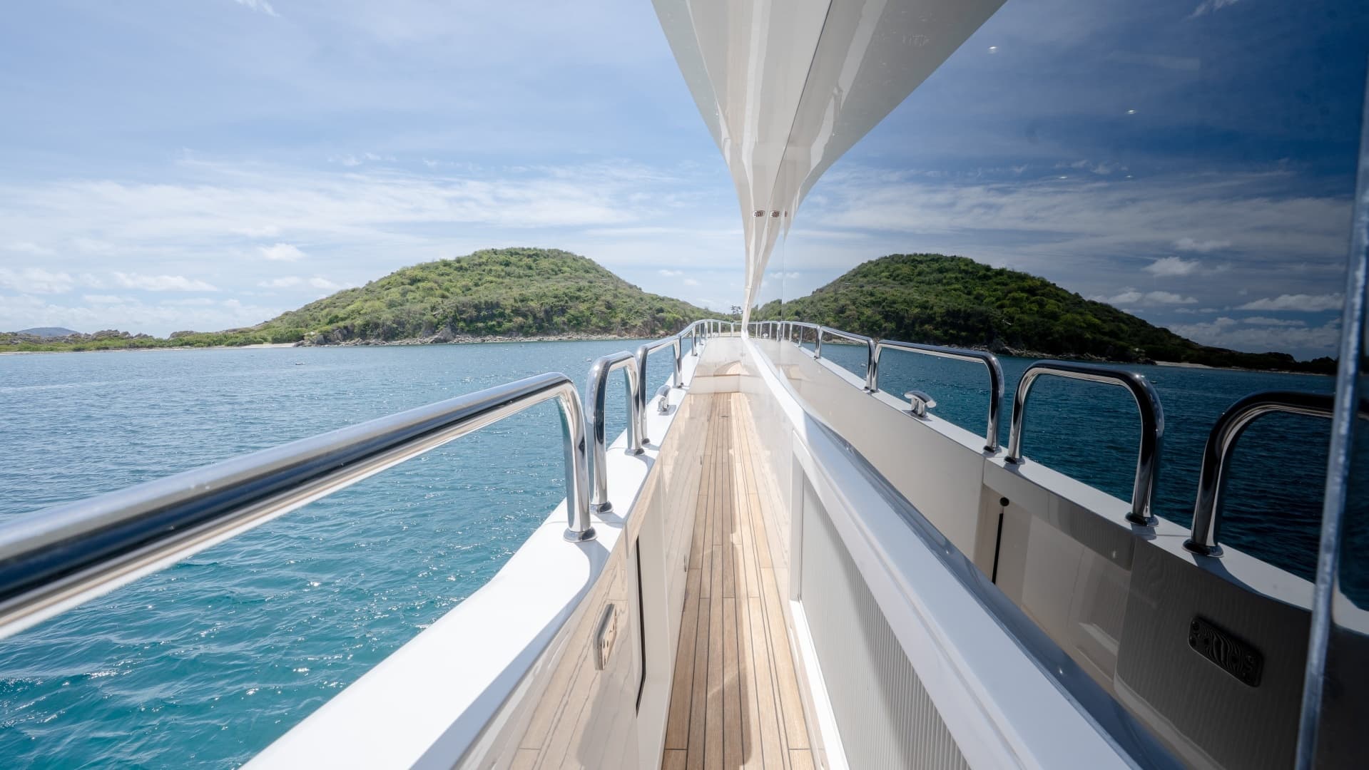 2017 Sunseeker 86 Yacht - Image 84