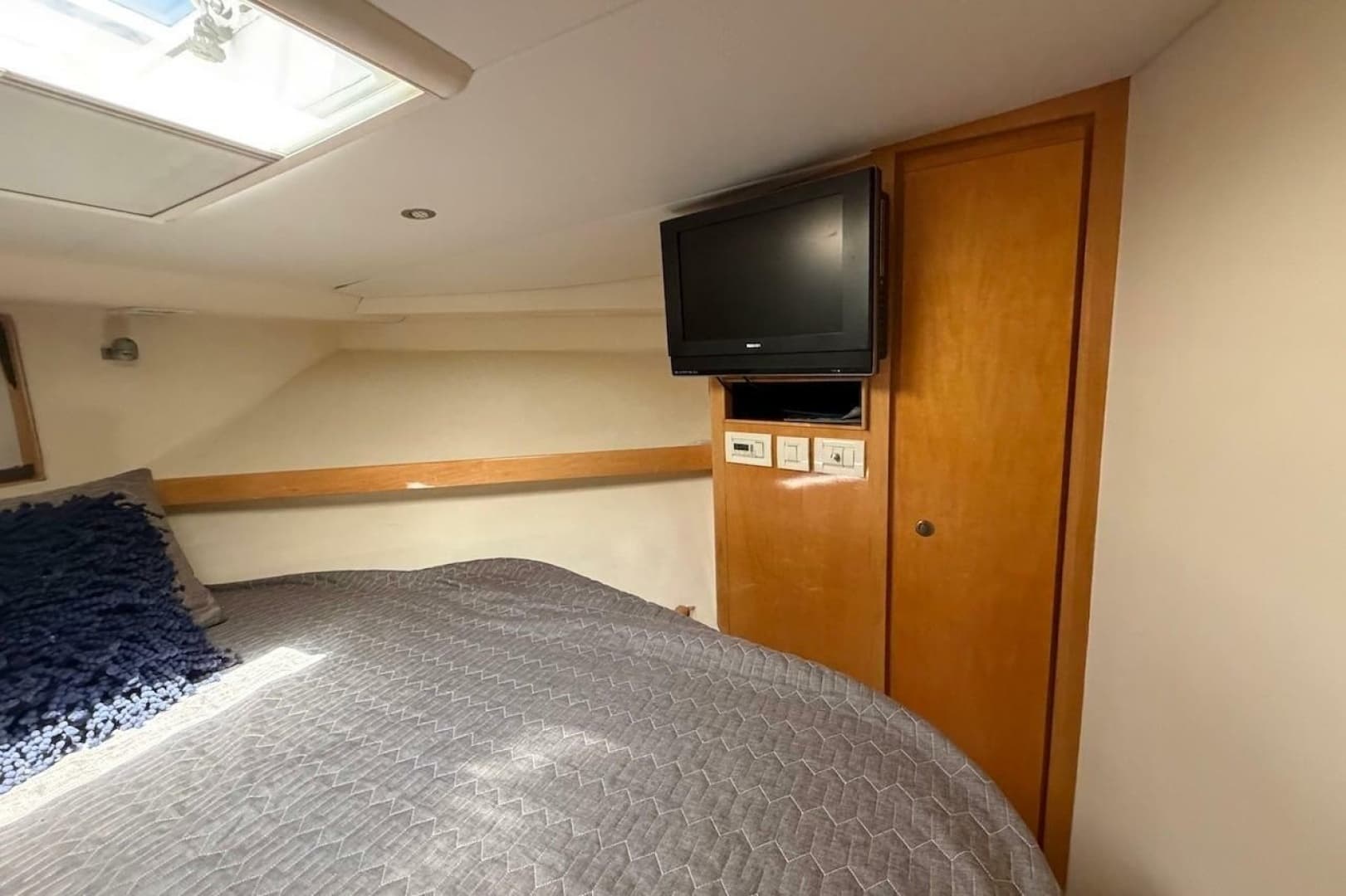 1995 Bertram 60 Convertible - Image 36
