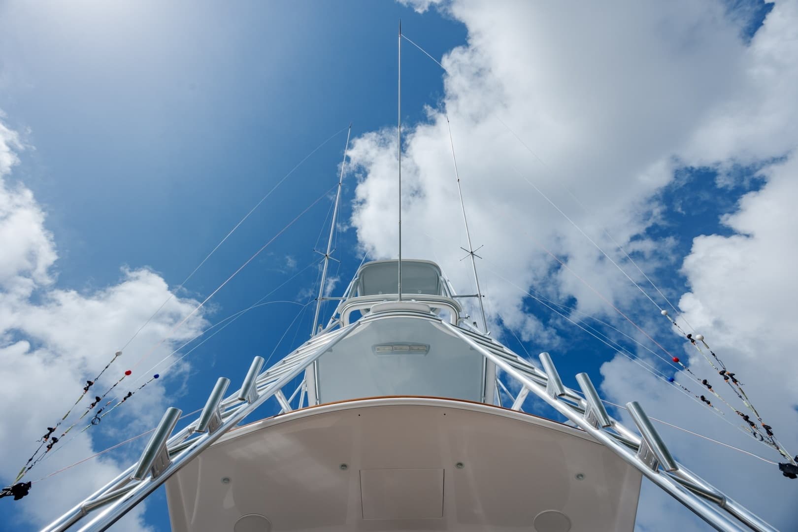 2015 Jarrett Bay Hardtop Express - Image 24