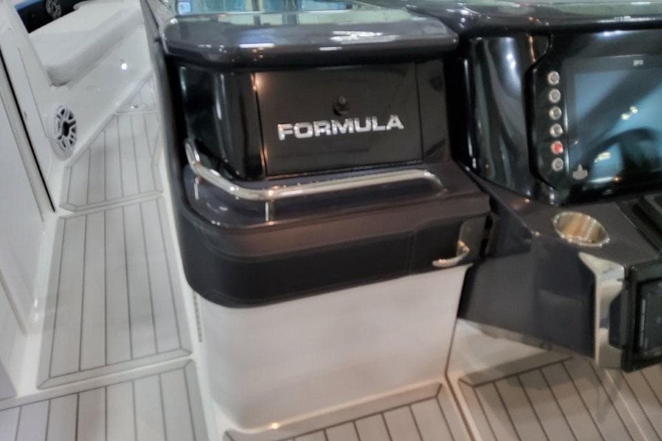 2026 Formula 360 Crossover Bowrider I/O dashboard with sleek design and modern controls.