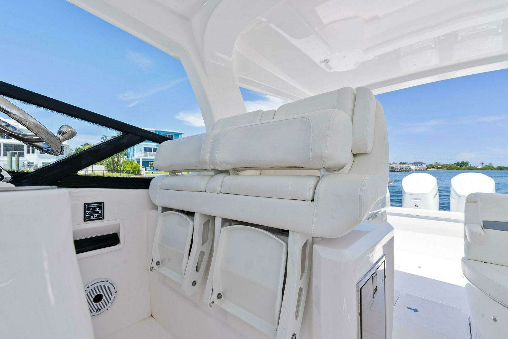 2022 Intrepid 438 Evolution - Image 26