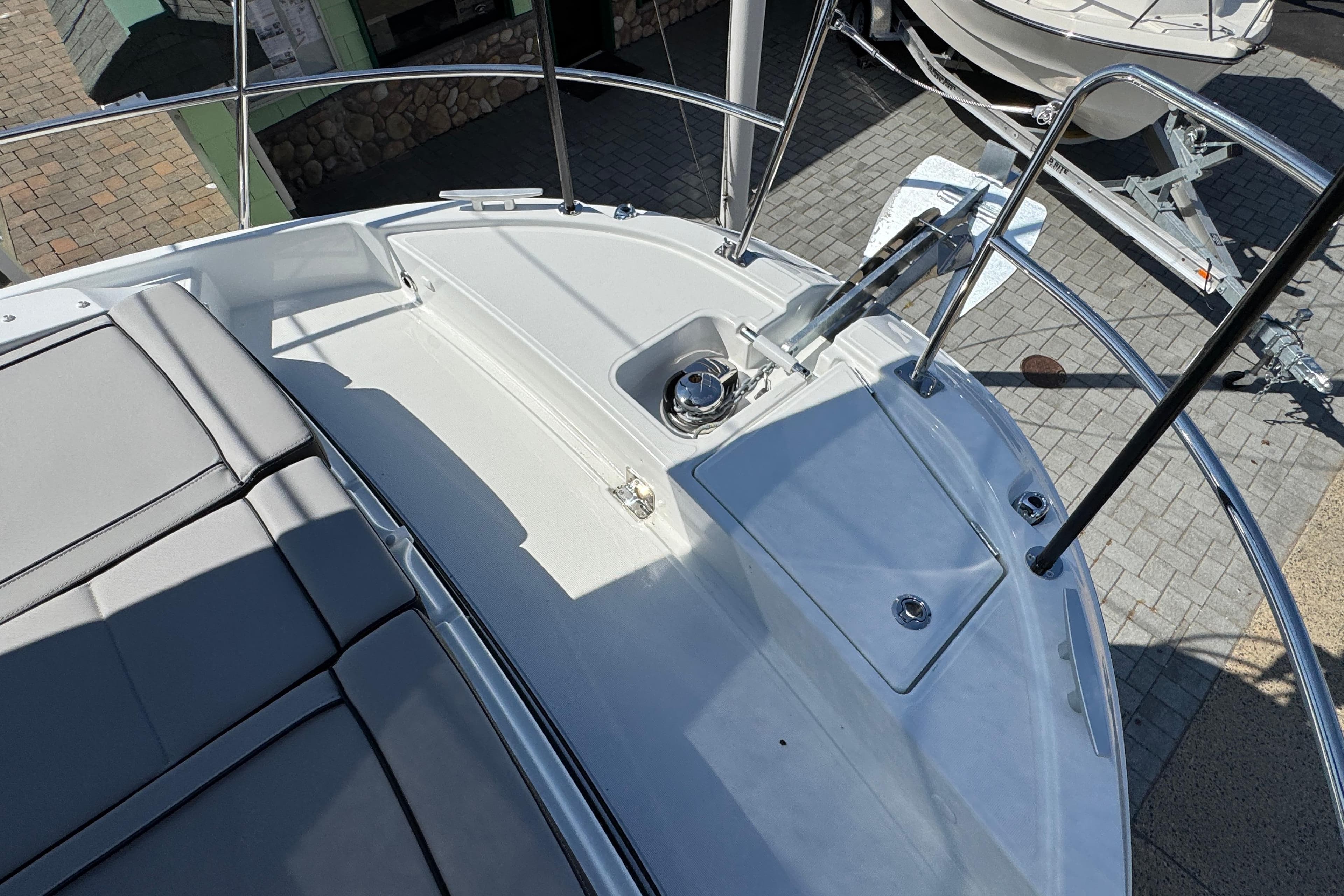 2026 Jeanneau NC 895 Series 2 boat deck with seating and anchor system.