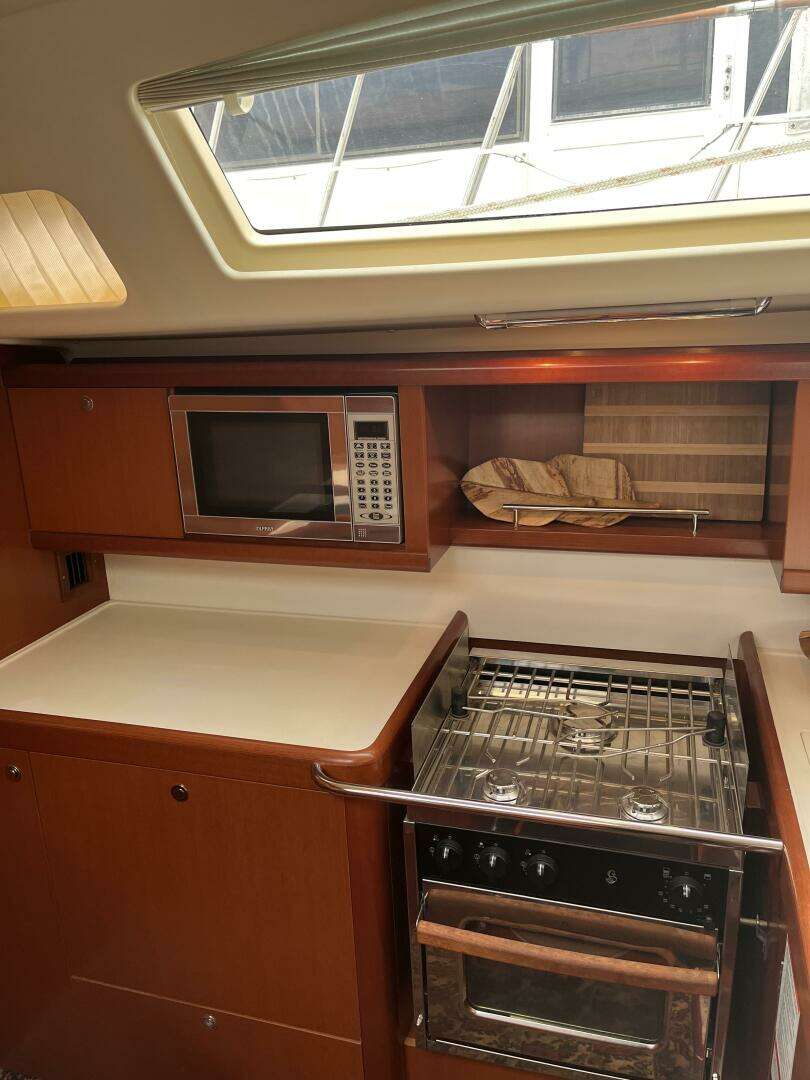 2007 Beneteau 49 - Image 47