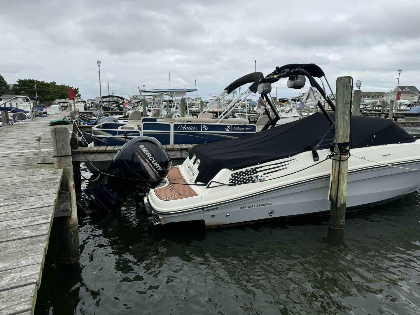 2018 Bayliner VR5 Bowrider OB - Image 3