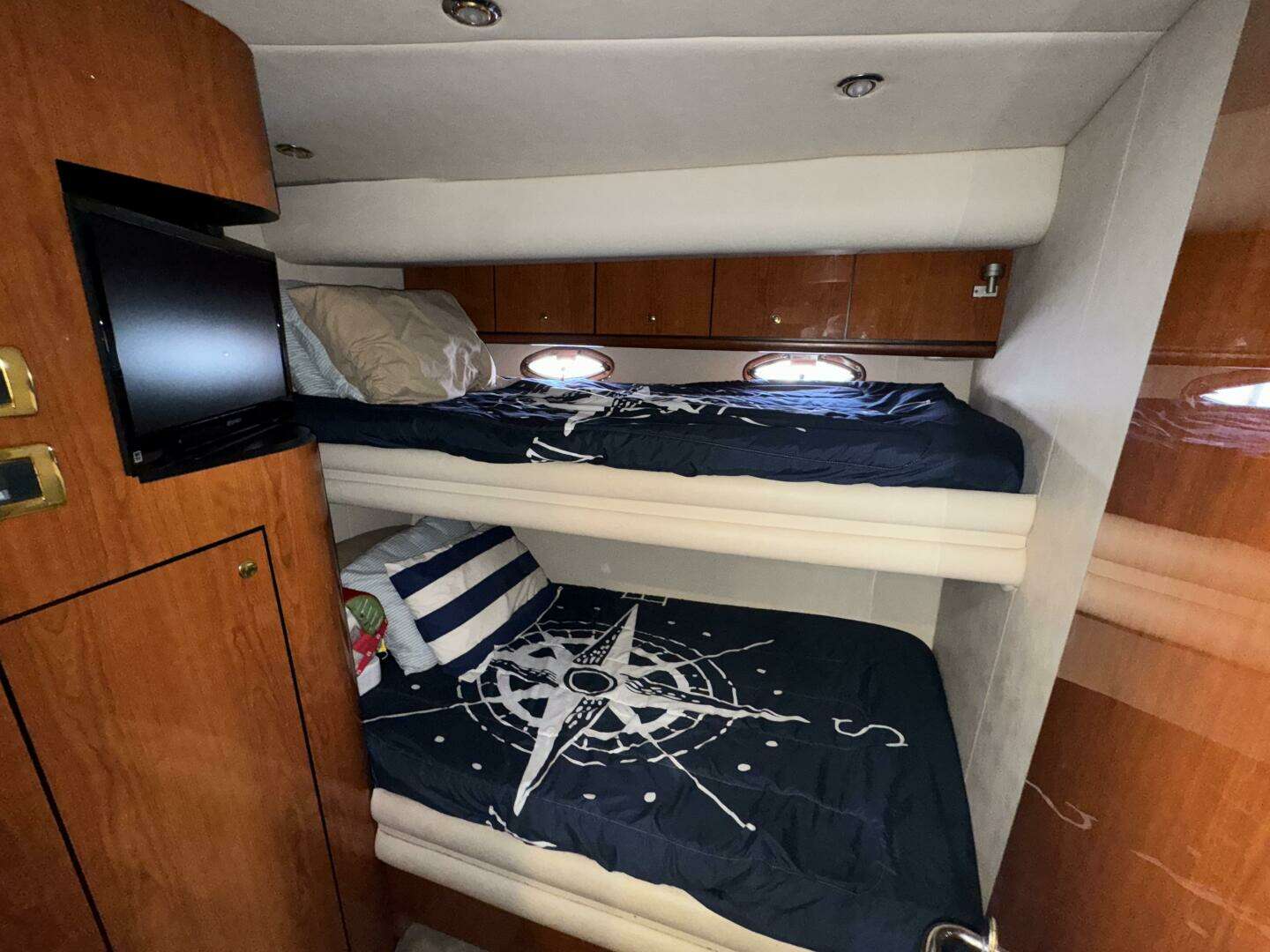 2001 Sea Ray 510 SUNDANCER - Image 25