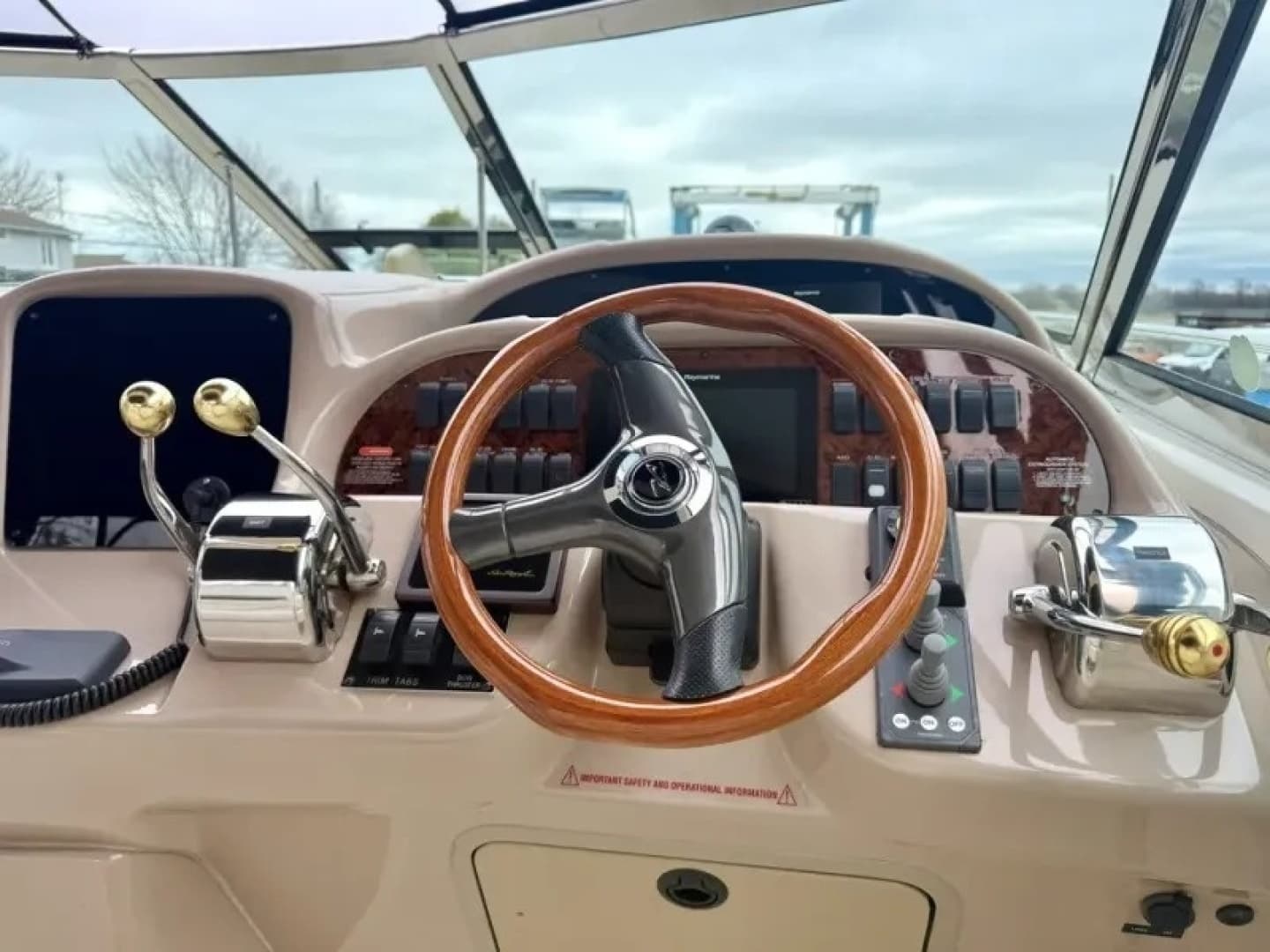 2004 Sea Ray 360 SUNDANCER - Image 34