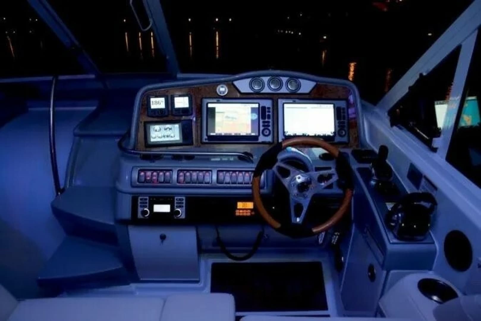 2012 Formula 45 Yacht - Image 5