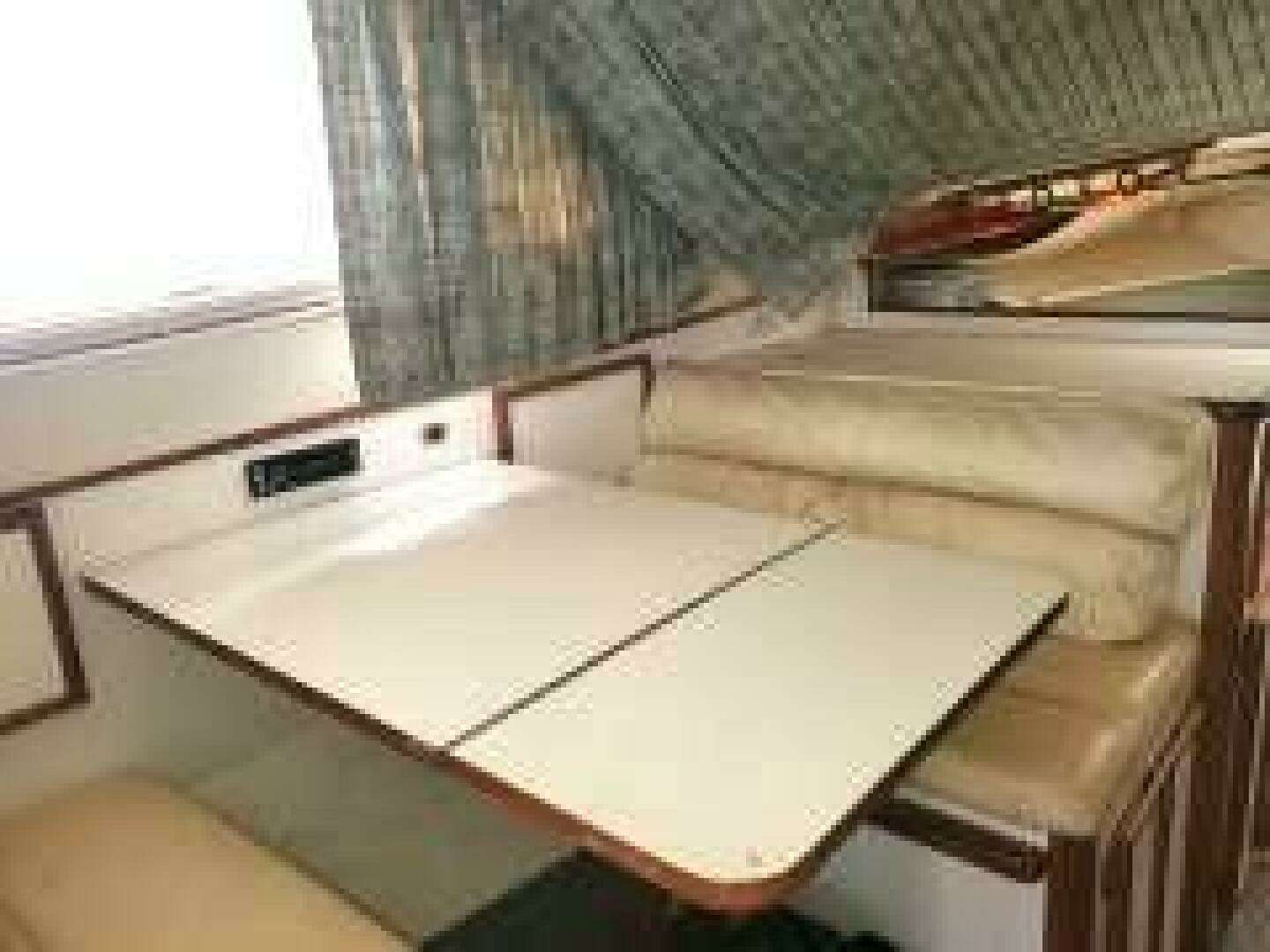 1992 Blackfin Flybridge - Image 9