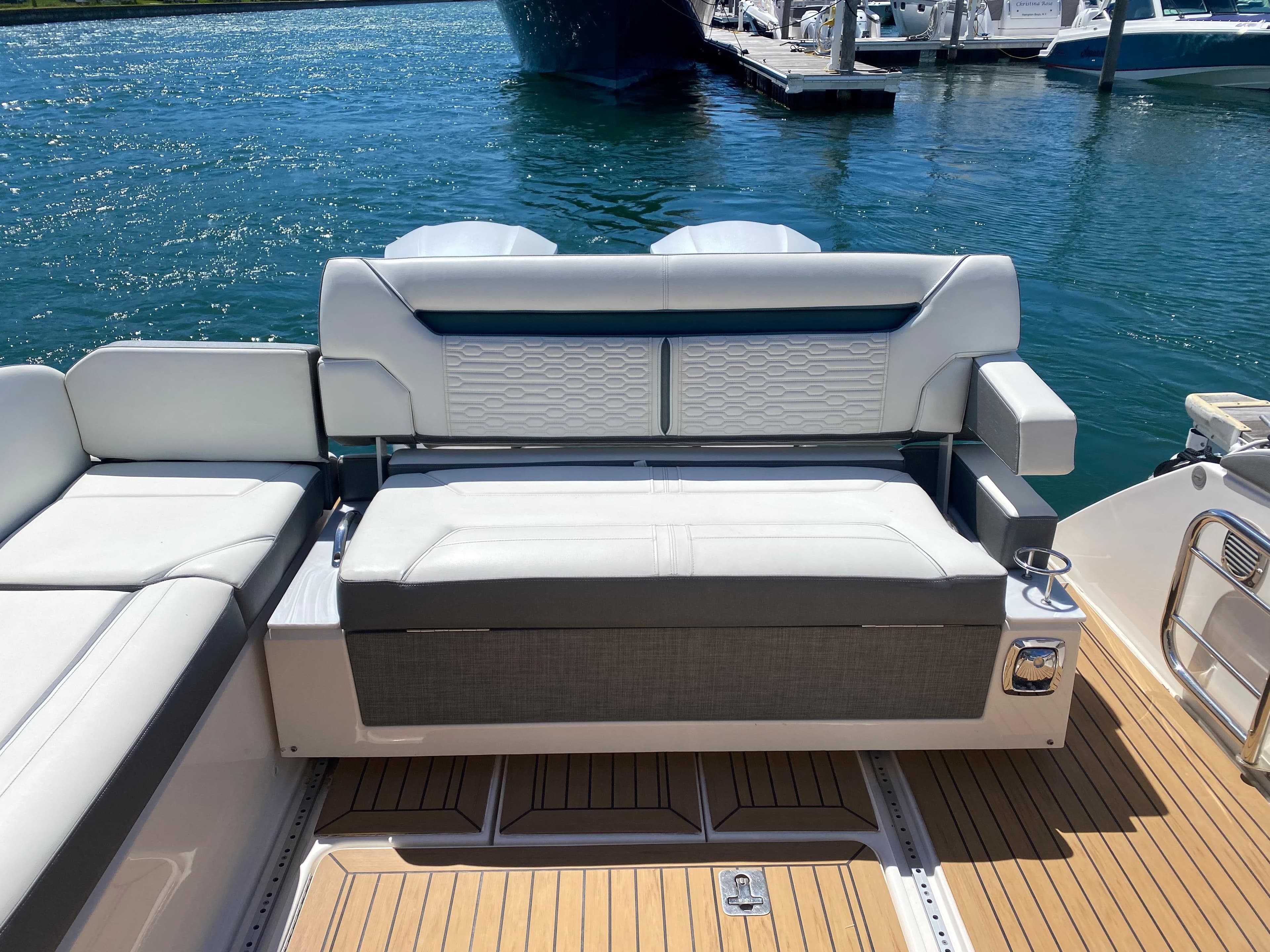 2019 Tiara Sport 34 LX