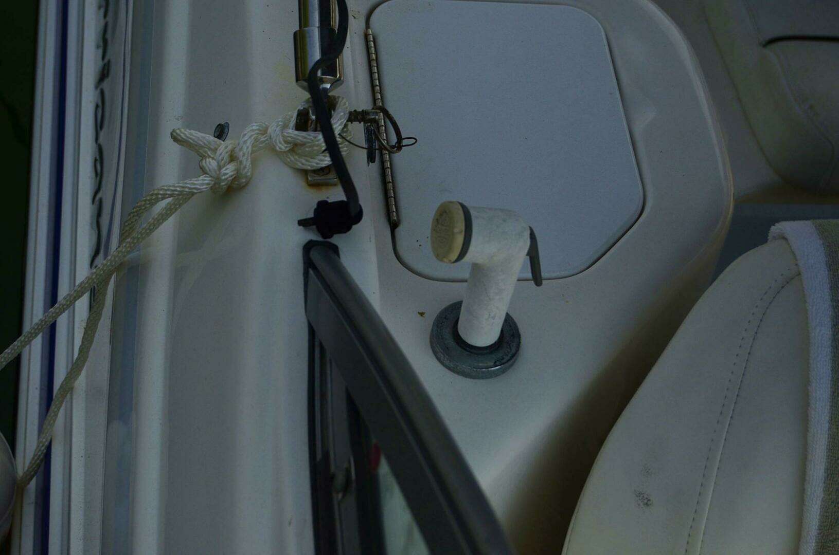 2011 Hurricane SunDeck 217 OB - Image 46