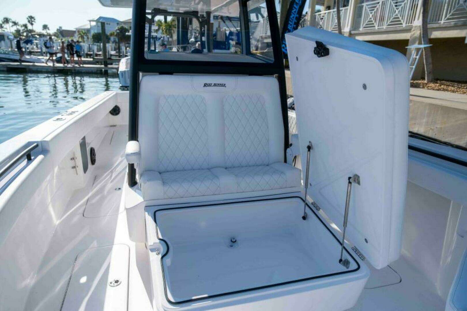 2026 Reef Runner 340 - Image 15