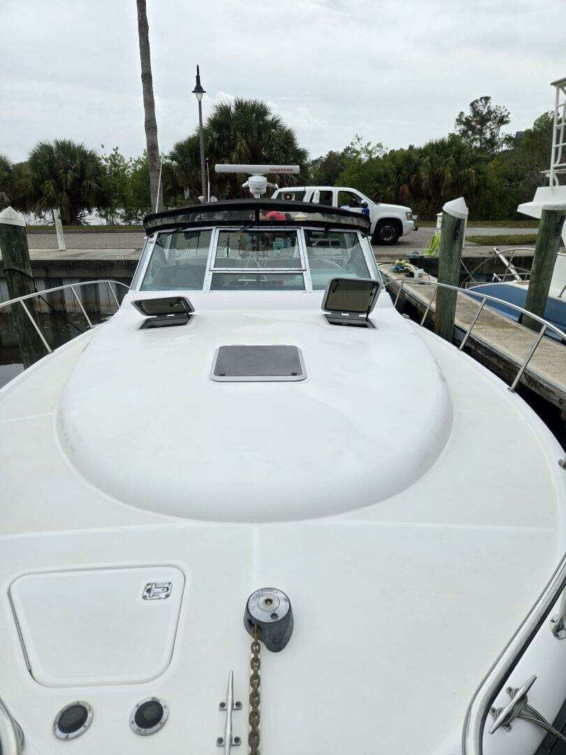 2002 Tiara Yachts 3500 Open - Image 22