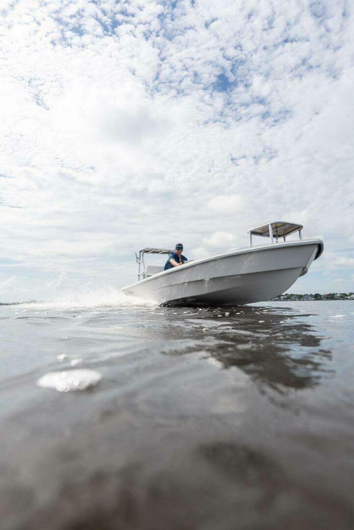 2025 BlueZones Boatworks 16' Flats - Image 21