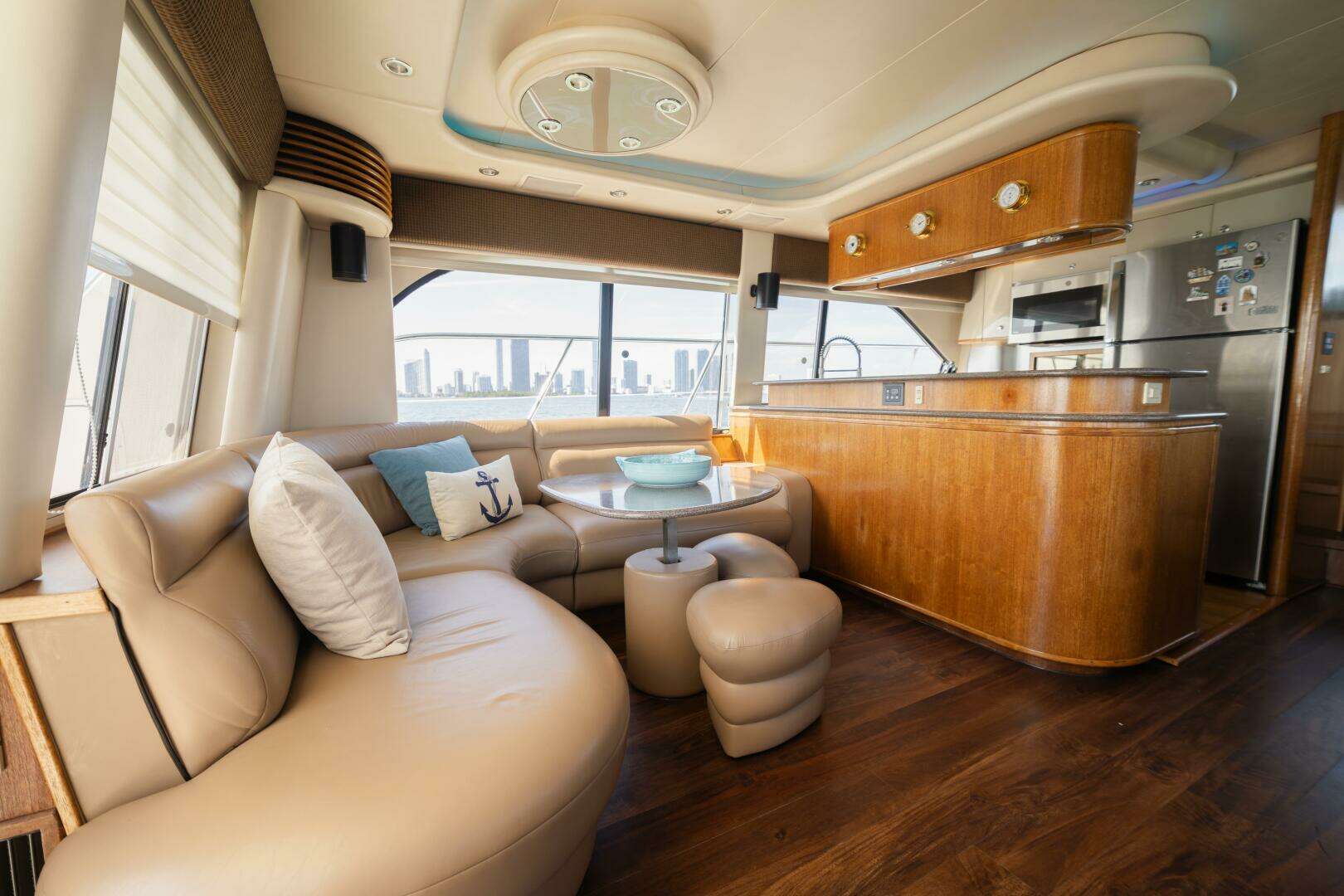 1999 Bayliner 5788 - Image 17