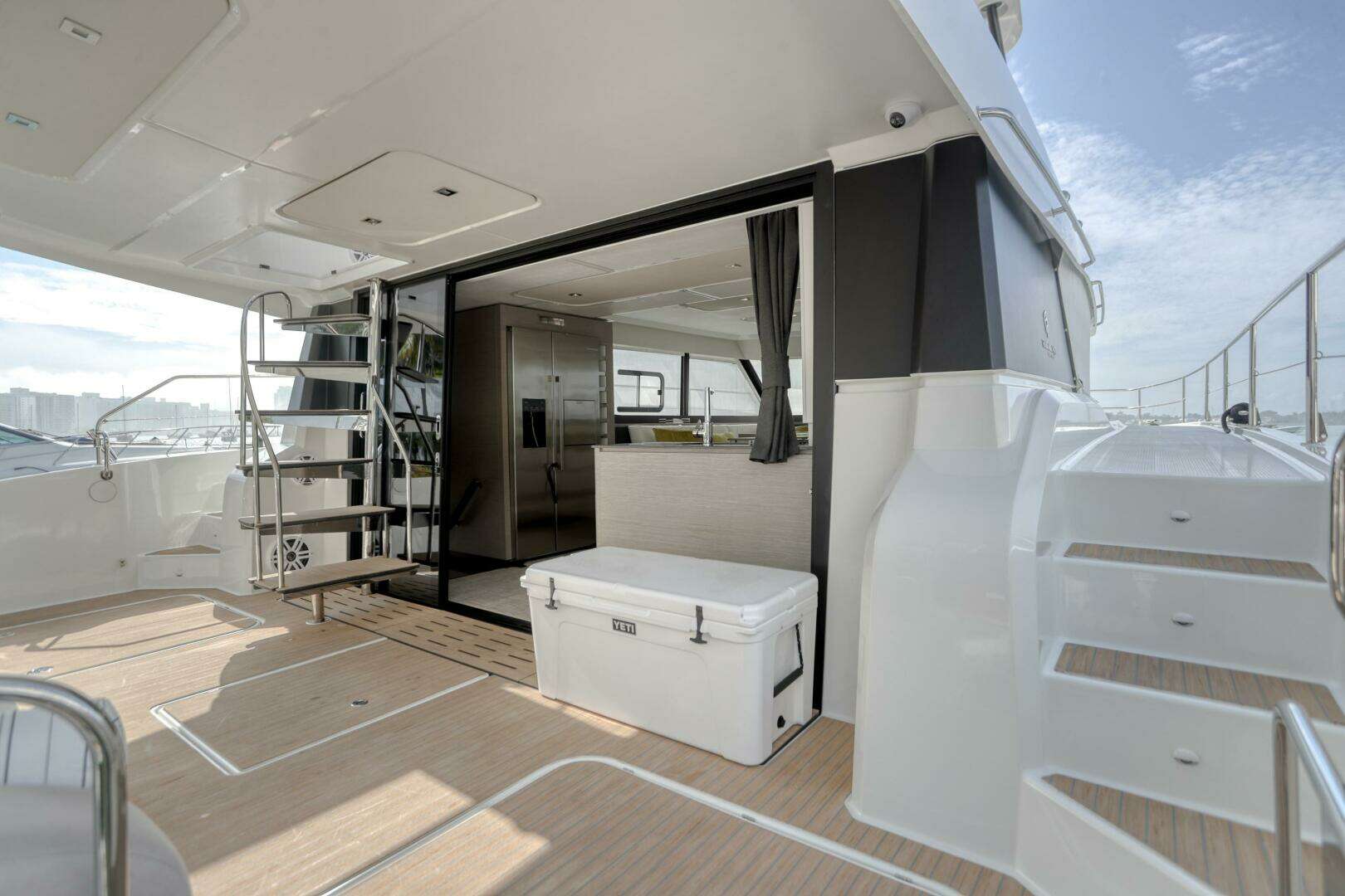 2022 Fountaine Pajot MY6 - Image 85