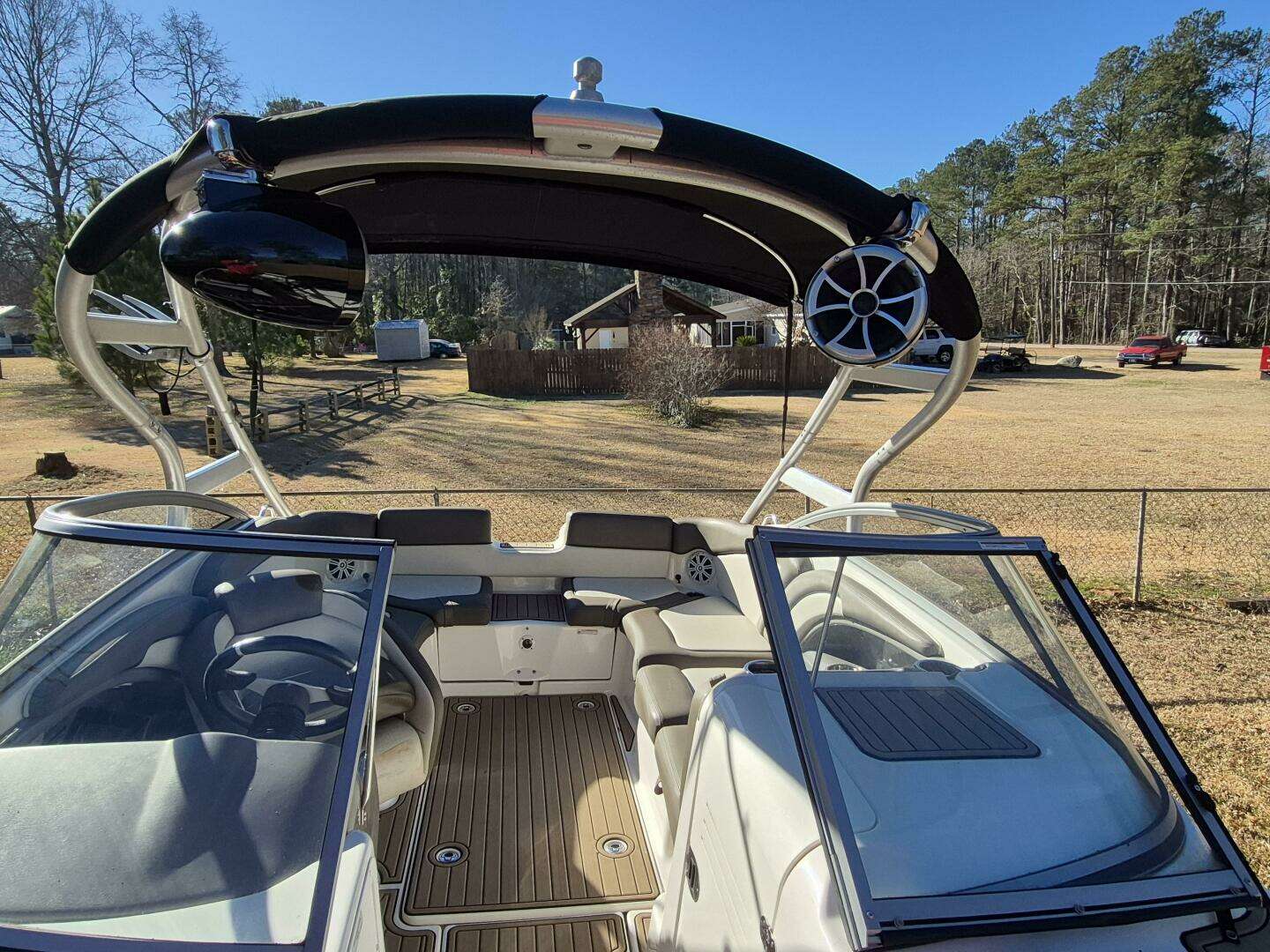 2011 Yamaha Boats 242 Limited S - Image 24