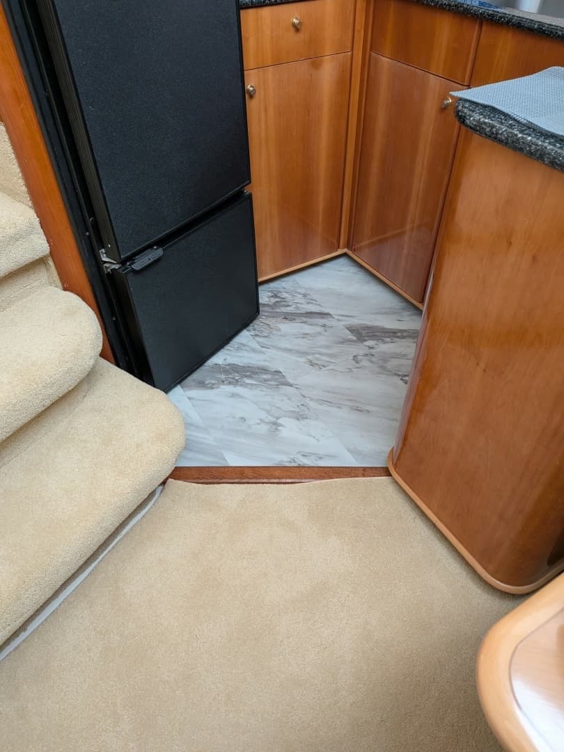 1998 Viking Princess Sport Cruiser - Image 30
