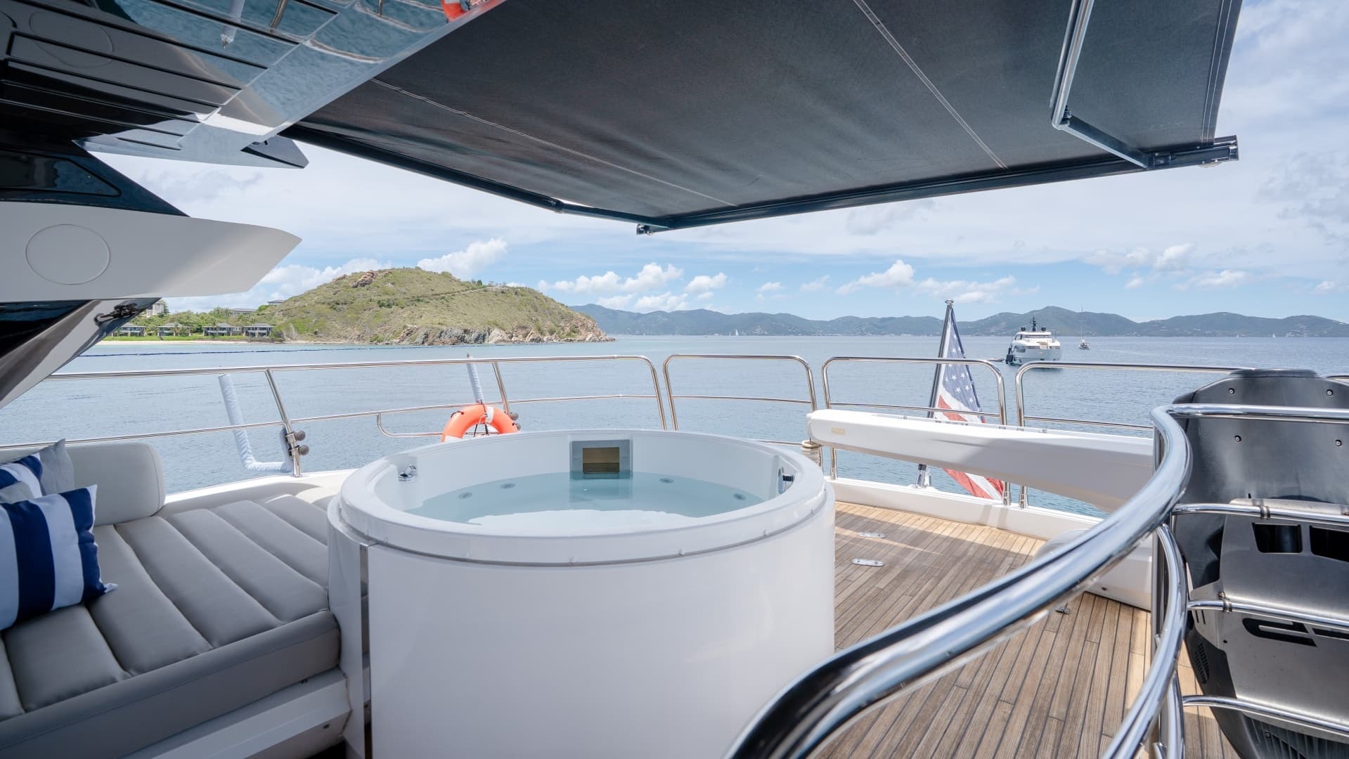 2017 Sunseeker 86 Yacht - Image 95