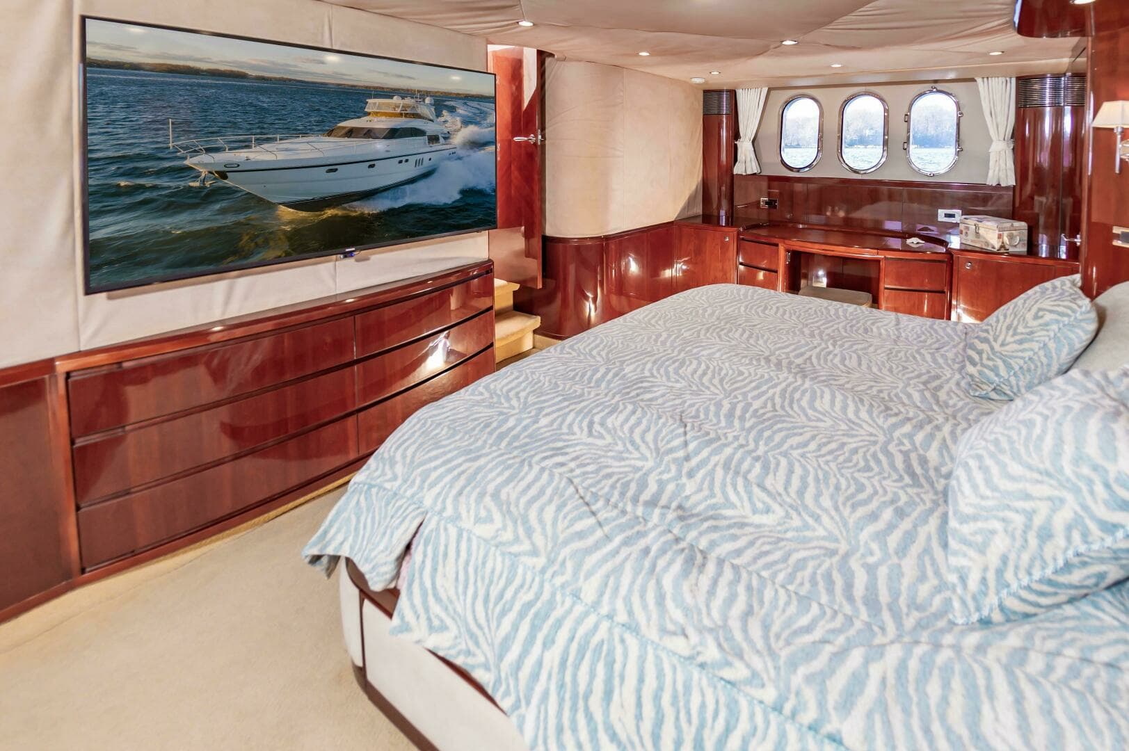 2006 Princess 75 - Image 58