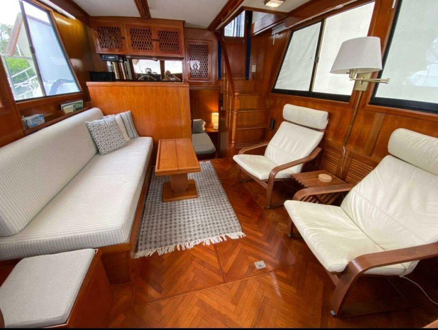 1986 Heritage East Sundeck 36 - Image 22