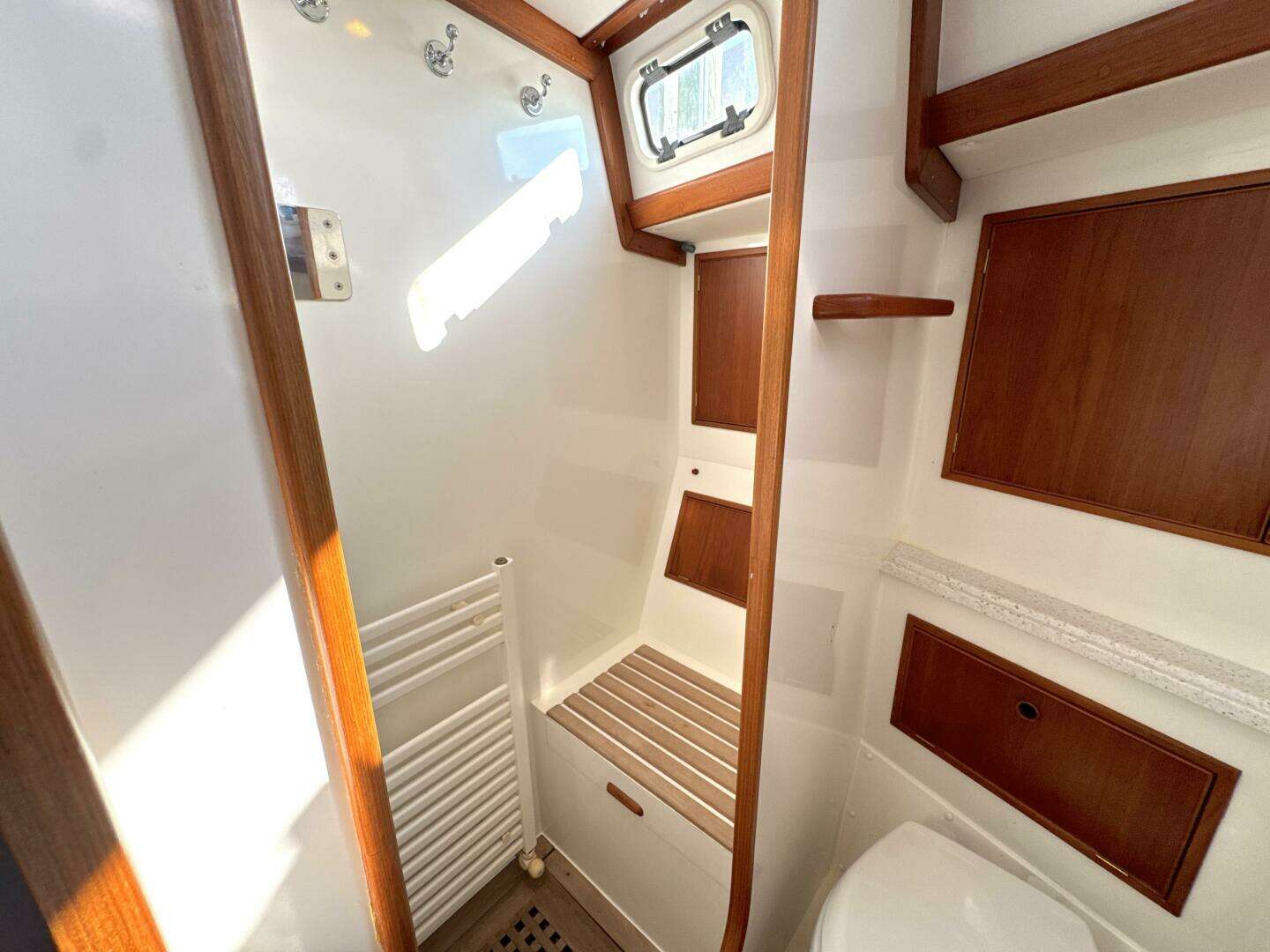 1999 Bowman 48 Aft Cockpit - Image 9