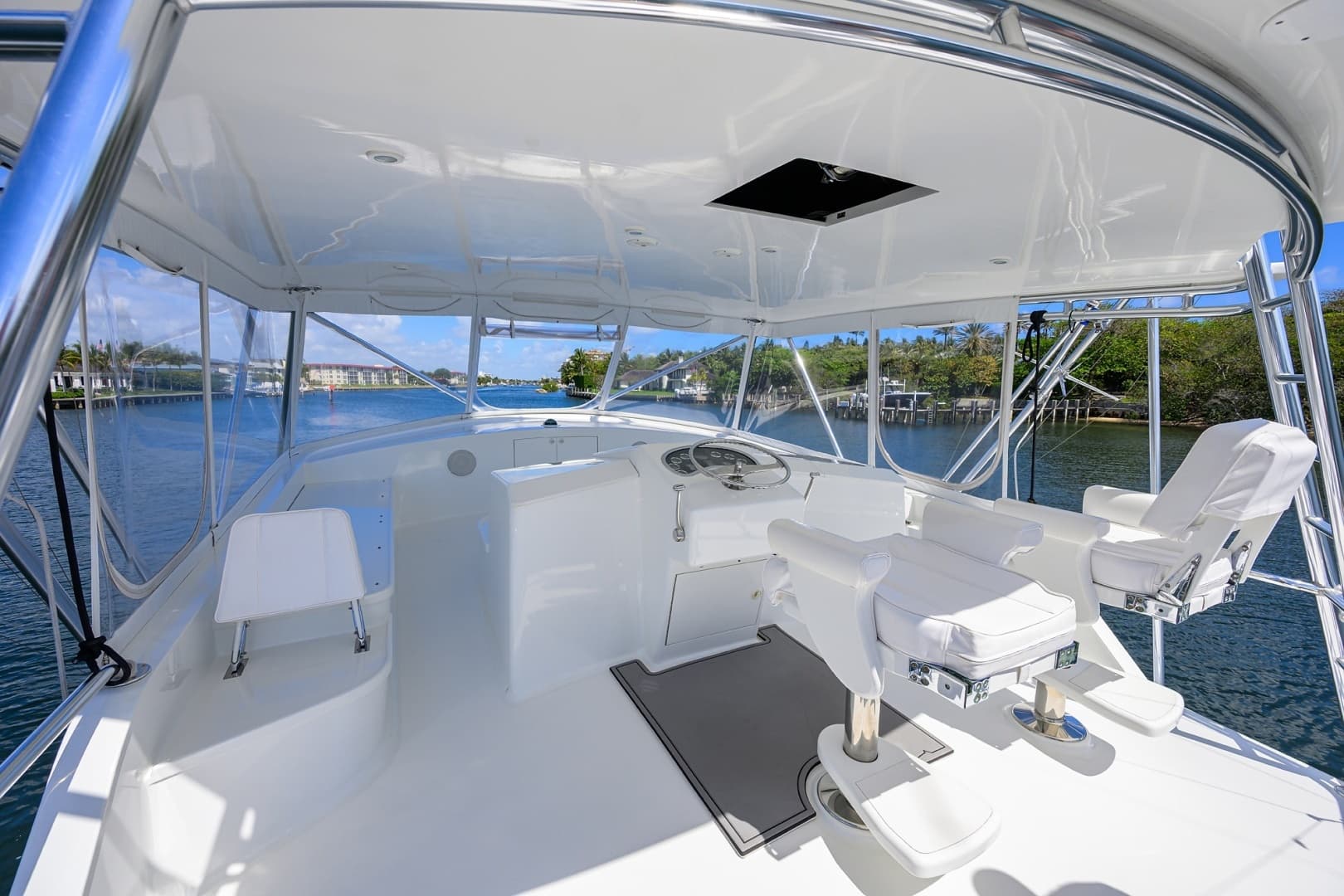 2003 American Custom Yachts — - Image 34