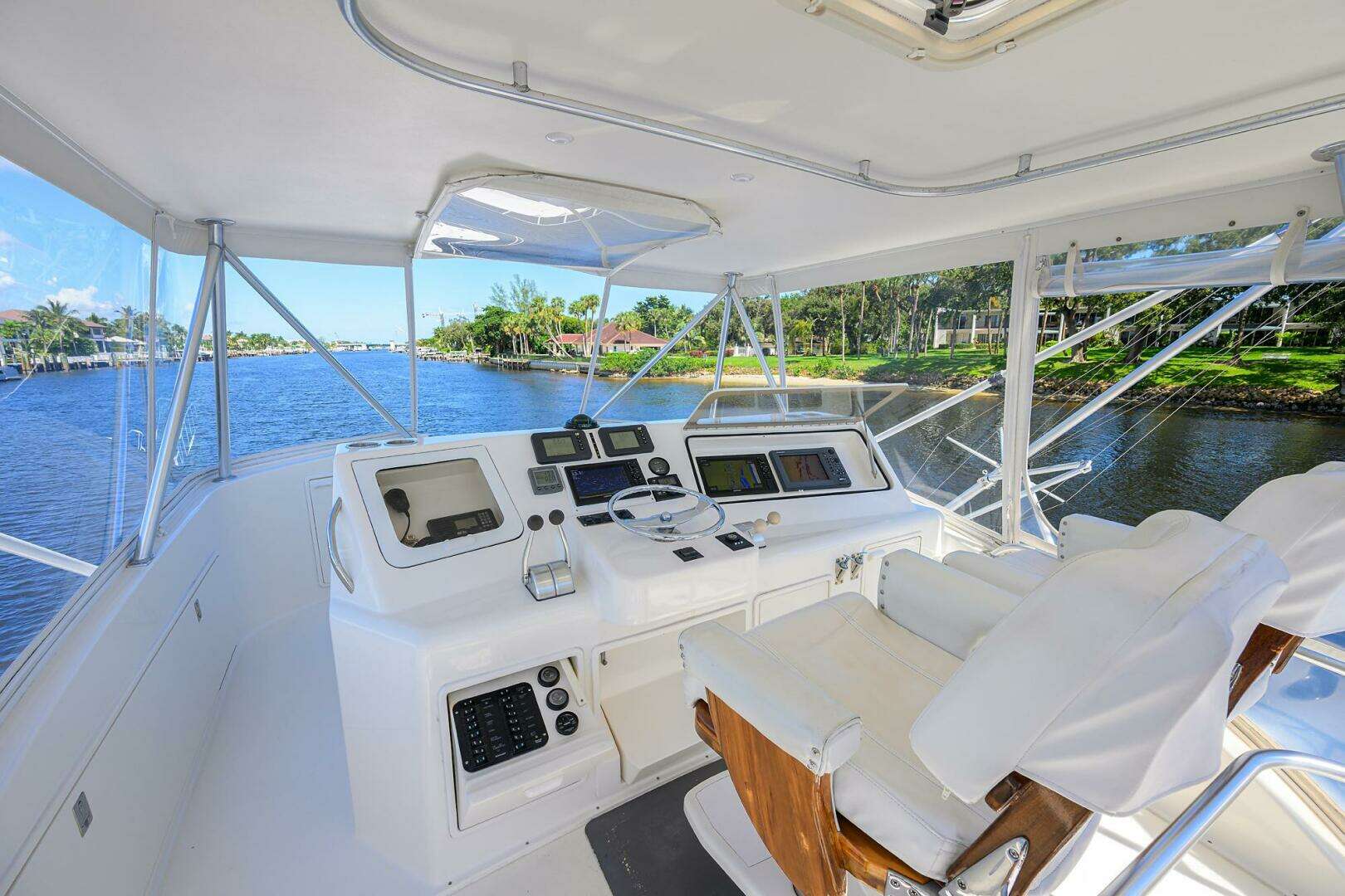 2004 Ocean Yachts 50 Super Sport - Image 16