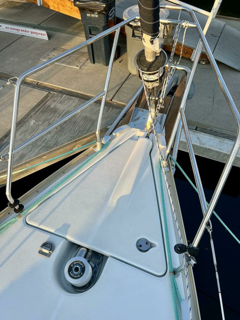 2005 Jeanneau Sun Odyssey 35 - Image 19